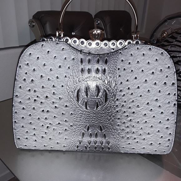 Elegant handbags - Picture 3 of 3